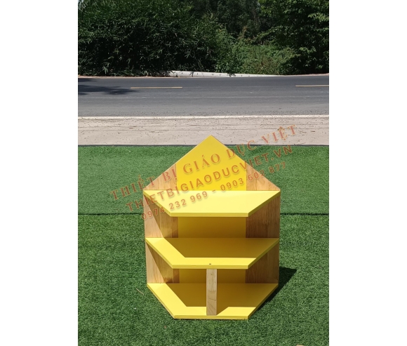 Tủ kệ gỗ mầm non - 38